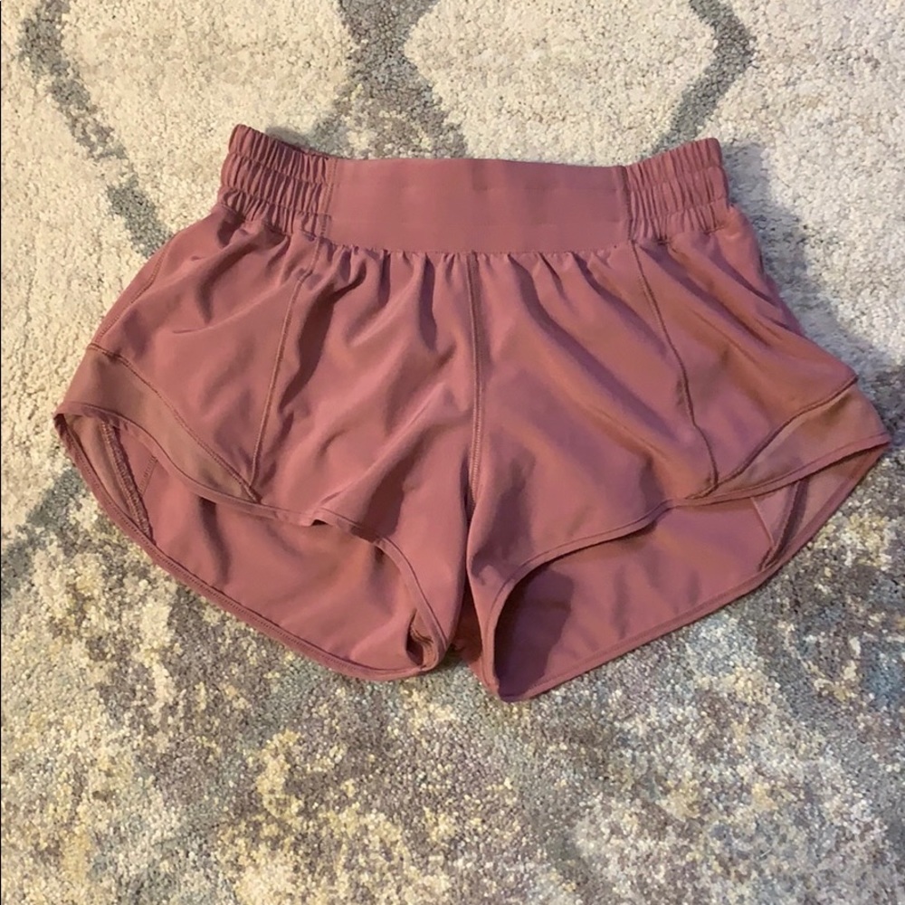 Lululemon Hotty Hot short II